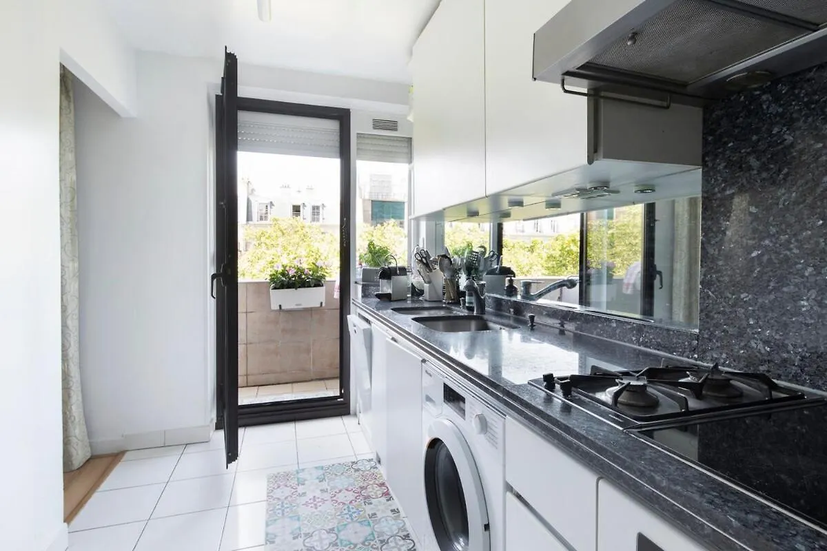 Charming 100M2 Apartment For 4 People Paris France